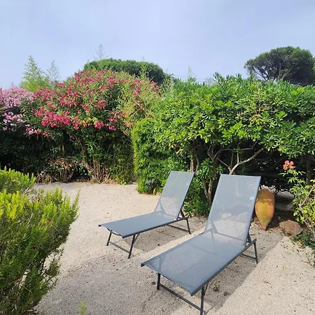 Argonaute Apartment *